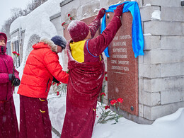 Возложение венков в честь Дня снятия блокады Ленинграда