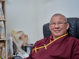 Досточтимый настоятель Дацана уходит в отпуск