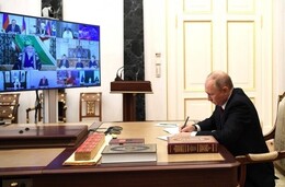 Владимир Путин: Все наши народы исторически доказали свой выбор жить в мире и согласии
