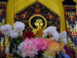 Поздравляем с праздником становления Будды!